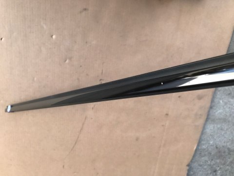 Listwa BMW E93 CABRIO COUPE nakładka zgarniająca szyby drzwi lewa przednia ozdobna czarna ShadowLine 7119080 7119079 Listwa BMW E93 CABRIO COUPE nakładka zgarniająca szyby drzwi lewa przednia ozdobna czarna ShadowLine 7119080 7119079