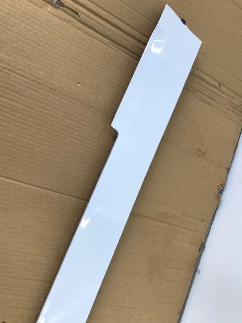 Listwa Mercedes Vito W639 nakładka maskownica prowadnicy drzwi prawych przesuwnych 2011r.-> a6396913308 kolor 9147 Listwa Mercedes Vito W639 nakładka maskownica prowadnicy drzwi prawych przesuwnych 2011r.-> a6396913308 kolor 9147