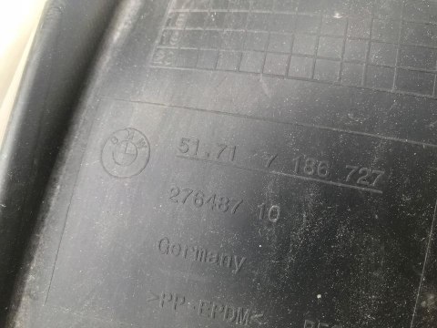 Nadkole Bmw 5 F10 F11 lewe przednie przednia część 7186727 Nadkole Bmw 5 F10 F11 lewe przednie przednia część 7186727