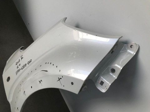 Błotnik Suzuki Ignis III 3 prawy przedni 2016r.-> 57711-62r10-000 Błotnik Suzuki Ignis III 3 prawy przedni 2016r.-> 57711-62r10-000