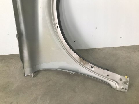 Błotnik Volvo C30 lewy przedni 2006-2010r. przedlift Błotnik Volvo C30 lewy przedni 2006-2010r. przedlift