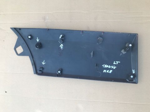 Listwa Ford Transit MK7 dolna boczna lewa tylna nakładka karoserii przed tylnym kołem 14-19r. bk31-v29397 Listwa Ford Transit MK7 dolna boczna lewa tylna nakładka karoserii przed tylnym kołem 14-19r. bk31-v29397