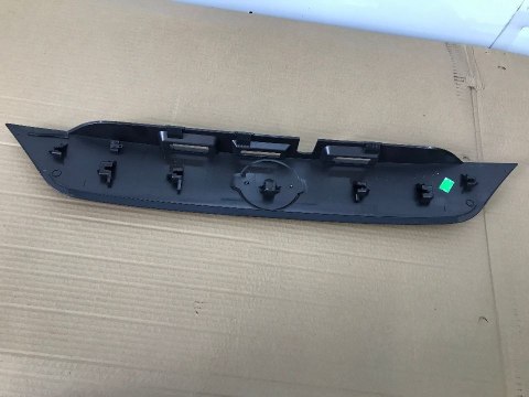 Listwa Nissan Qashqai 2 J11 blenda nakładka klapy bagażnika 2013-2021r. 908104ES Listwa Nissan Qashqai 2 J11 blenda nakładka klapy bagażnika 2013-2021r. 908104ES