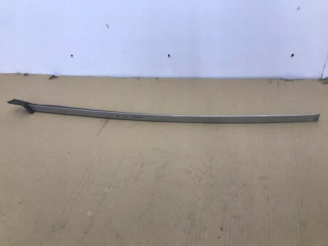 Listwa Opel Vectra C Signum nakładka zgarniająca szyby przedniej czołowej prawa lewa 2002-2008r. kolor z167 KOMPLET Listwa Opel Vectra C Signum nakładka zgarniająca szyby przedniej czołowej prawa lewa 2002-2008r. kolor z167 KOMPLET