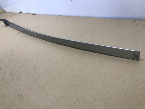 Listwa Opel Vectra C Signum nakładka zgarniająca szyby przedniej czołowej prawa lewa 2002-2008r. kolor z167 KOMPLET Listwa Opel Vectra C Signum nakładka zgarniająca szyby przedniej czołowej prawa lewa 2002-2008r. kolor z167 KOMPLET