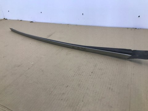 Listwa Opel Vectra C Signum nakładka zgarniająca szyby przedniej czołowej prawa lewa 2002-2008r. kolor z167 KOMPLET Listwa Opel Vectra C Signum nakładka zgarniająca szyby przedniej czołowej prawa lewa 2002-2008r. kolor z167 KOMPLET