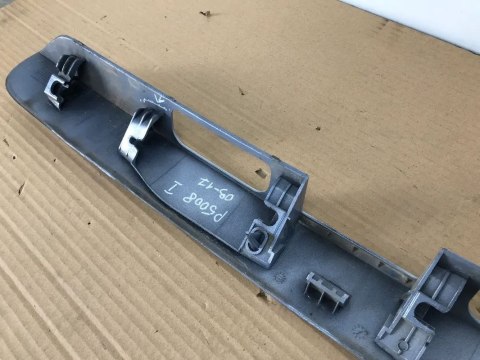 Listwa Peugeot 5008 I blenda nakładka klapy bagażnika 14-19r. 9684414777 Listwa Peugeot 5008 I blenda nakładka klapy bagażnika 14-19r. 9684414777