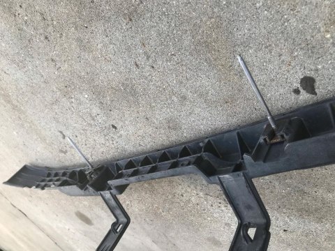 Ślizg Mercedes w212 mocowanie wspornik uchwyt zderzaka tylnego E-klasa 2009-2016r. a2128850565