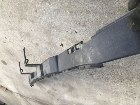 Ślizg Mercedes w212 mocowanie wspornik uchwyt zderzaka tylnego E-klasa 2009-2016r. a2128850565