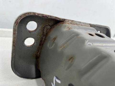 Belka zderzaka Toyota Verso-S Subaru Trezia przednie lewe wzmocnienie belki strefa zgniotu 10-17r. Belka zderzaka Toyota Verso-S Subaru Trezia przednie lewe wzmocnienie belki strefa zgniotu 10-17r.