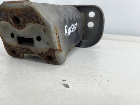 Belka zderzaka Toyota Verso-S Subaru Trezia przednie lewe wzmocnienie belki strefa zgniotu 10-17r. Belka zderzaka Toyota Verso-S Subaru Trezia przednie lewe wzmocnienie belki strefa zgniotu 10-17r.
