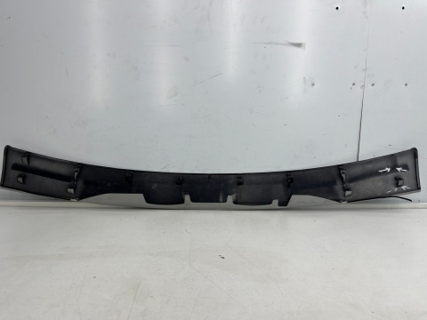 Listwa Mitsubishi Eclipse Cross 18-21r. przedlift blenda nakładka klapy bagażnika 5817A275ZZ Listwa Mitsubishi Eclipse Cross 18-21r. przedlift blenda nakładka klapy bagażnika 5817A275ZZ