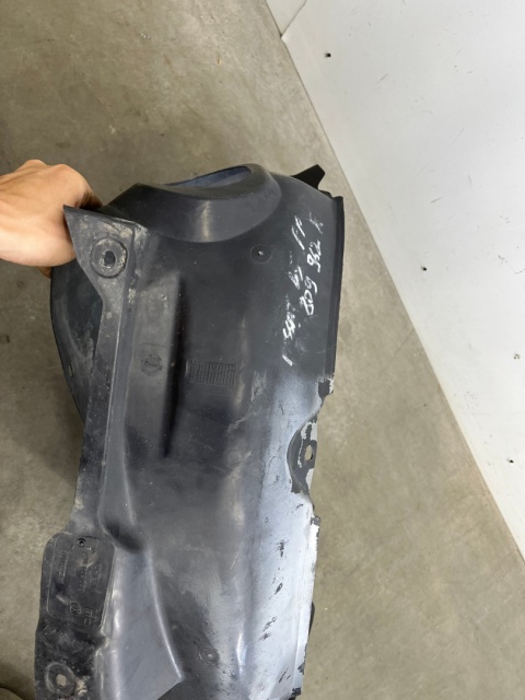Nadkole Volkswagen Passat B5 96-05r. prawe przednie prawy przód osłona 3B0809962 Nadkole Volkswagen Passat B5 96-05r. prawe przednie prawy przód osłona 3B0809962