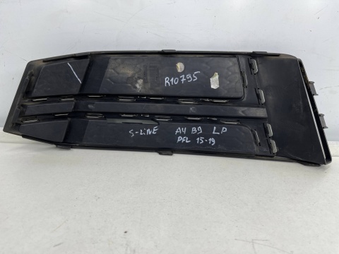 Atrapa Audi A4 B9 S-line kratka zderzaka prawa chrom 15-23r. ORYGINALNA 8w0807682f Atrapa Audi A4 B9 S-line kratka zderzaka prawa chrom 15-23r. ORYGINALNA 8w0807682f