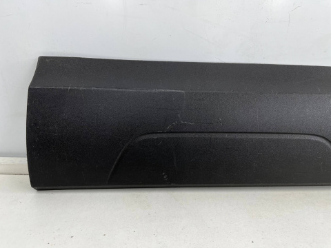 Listwa AUDI Q3 Premium Plus 11-14r. nakładka dolna drzwi prawych przednich 8U0853960 Listwa AUDI Q3 Premium Plus 11-14r. nakładka dolna drzwi prawych przednich 8U0853960