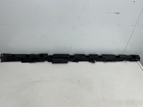 Ślizg BMW F30 F31 11-18r. sedan kombi prawy mocowanie progu wspornik uchwyt komplet 7256918 Ślizg BMW F30 F31 11-18r. sedan kombi prawy mocowanie progu wspornik uchwyt komplet 7256918