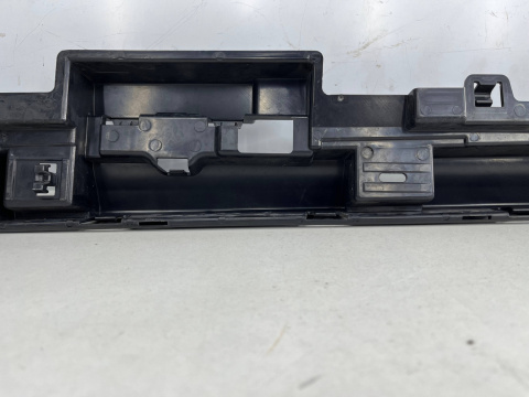 Ślizg BMW F30 F31 11-18r. sedan kombi prawy mocowanie progu wspornik uchwyt komplet 7256918 Ślizg BMW F30 F31 11-18r. sedan kombi prawy mocowanie progu wspornik uchwyt komplet 7256918