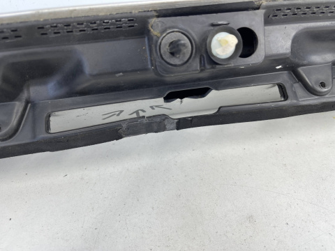 Spoiler Ford Fiesta MK7 08-17r. lotka klapy bagażnika 8A61-A44210-B Spoiler Ford Fiesta MK7 08-17r. lotka klapy bagażnika 8A61-A44210-B