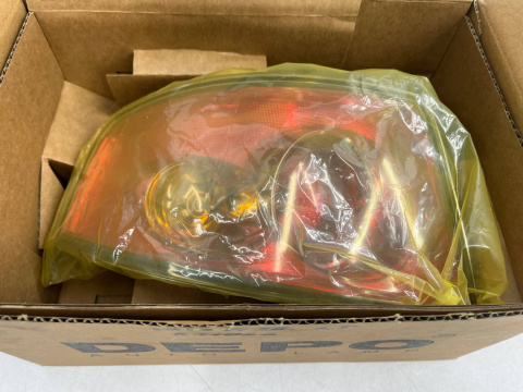 Lampa Seat Ibiza 3 III 02-08r. lewa tylna 084451916L Lampa Seat Ibiza 3 III 02-08r. lewa tylna 084451916L