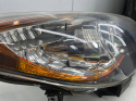 Lampa reflektor Mazda 3 II BL przed liftingiem prawa przednia soczewka H7 ślizgi 09-11r.