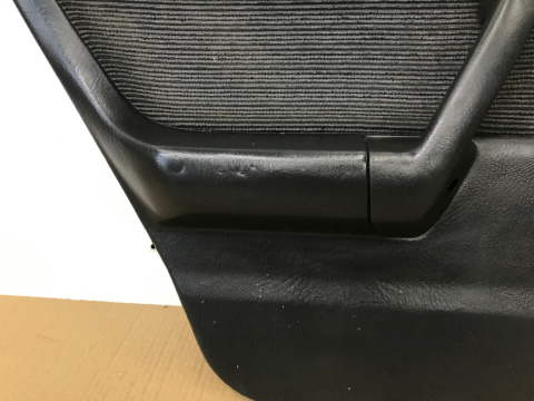 Tapicerka Mazda 323F BG GT 89-94 boczek drzwi komplet Tapicerka Mazda 323F BG GT 89-94 boczek drzwi komplet