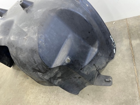 Nadkole Amarok I 2h0 lewe przednie osłona 12-20r. 2h0809961 Nadkole Amarok I 2h0 lewe przednie osłona 12-20r. 2h0809961