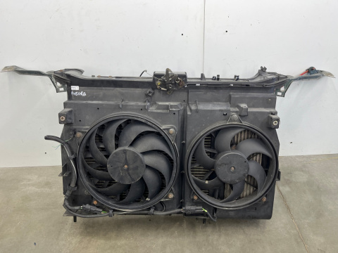 Pas przedni Peugeot 807 Citroen C8 Ulysse Phedra wiatraki chłodnice klimy wody intercooler wzmocnienie 2.0hdi Pas przedni Peugeot 807 Citroen C8 Ulysse Phedra wiatraki chłodnice klimy wody intercooler wzmocnienie 2.0hdi