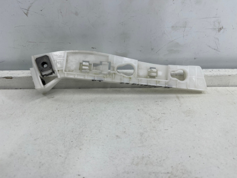 Ślizg Citroen C4 Picasso 2 II 13-19r. tylne prawe mocowanie zderzaka wspornik AA36311438 Ślizg Citroen C4 Picasso 2 II 13-19r. tylne prawe mocowanie zderzaka wspornik AA36311438
